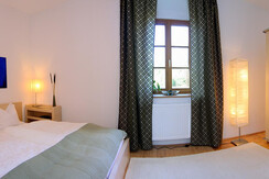 FW1 ModerneZimmer_2048