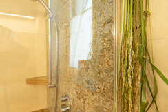 Dusche