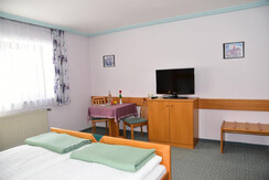 Florianihof Doppelzimmer ohne Balkon-7(1)