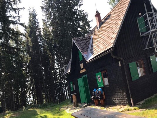 FohnsdorferHütte-Außenansicht-Murtal-Steiermark | © Naturfreunde Fohnsdorf