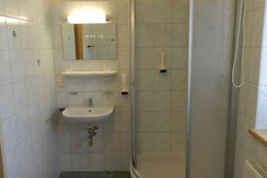 Doppelzimmer mit Bad und WC
