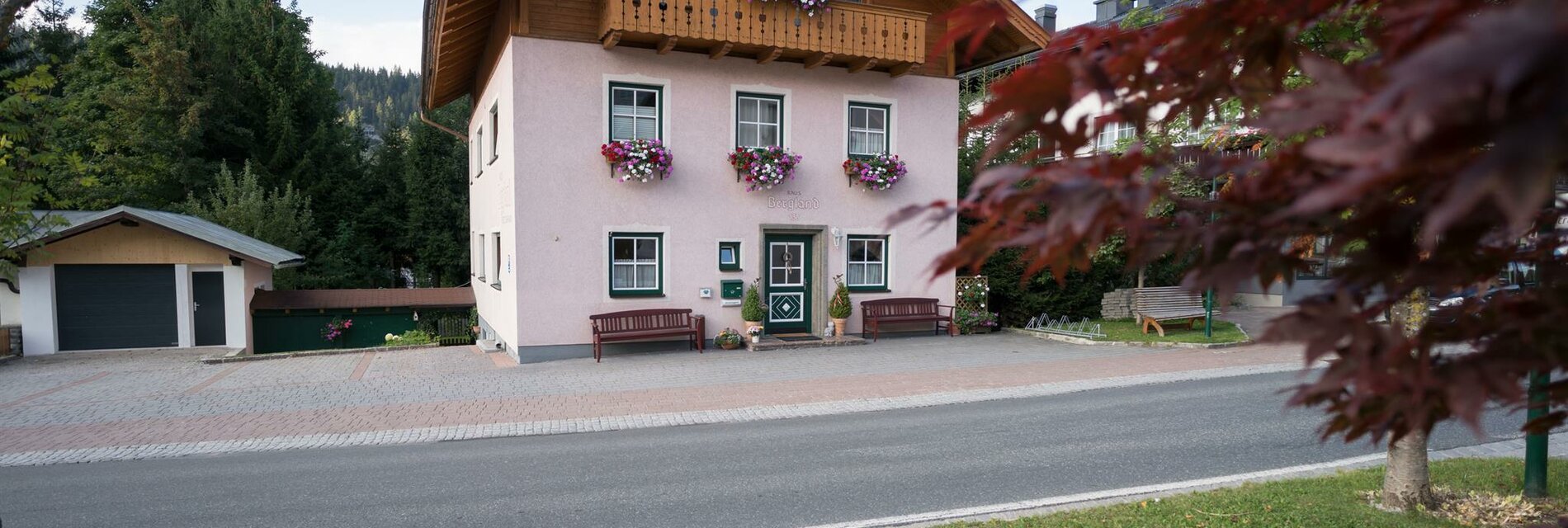 haus-bergland-sommer-aussen-2