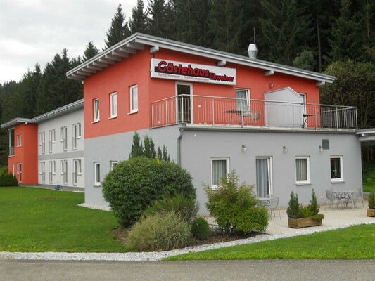 Guesthouse Ehweiner-Exterior view-Murtal-Styria | © Reinfried Ehweiner