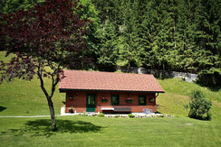 kl. Häuschen in den Bergen
