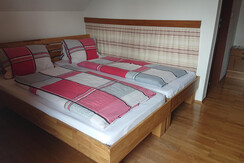 Betten kann man zusammenschieben