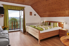Doppelzimmer mit Balkon