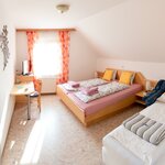 Photo of Shared room, shower, toilet, quiet | © Gästehaus Nora