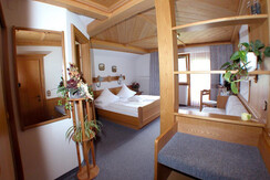 Schlafzimmer_Gästehaus Seebacher