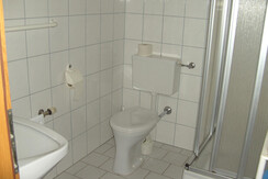 Badezimmer im Doppelzimmer Nr. 3