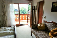 Gästehaus Syen, Grundlsee, Doppelzimmer mit Balkon