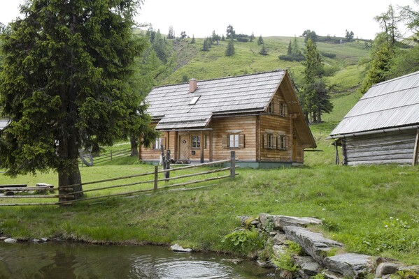 Jagdhütte mit Angelmöglichkeit