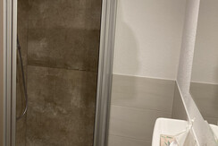 Badezimmer renoviert