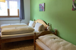 Dreibettzimmer