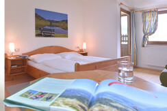 Doppelzimmer mit Balkon