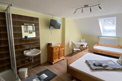 Gasthof Jagawirt-Dreibettzimmer-Murtal-Steiermark