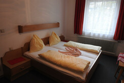 Doppelbett-Zimmer