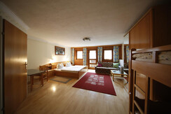 Vierbettzimmer