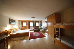 Vierbettzimmer