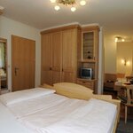 Photo of Triple room, bath, toilet, 1 bed room