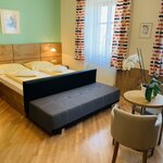 Photo of Triple room, shower, toilet, modern conveniences