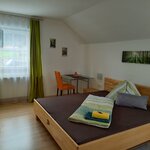 Bild von Dreibettzimmer, Dusche, WC, Bergseite | © Stefan Prodinger