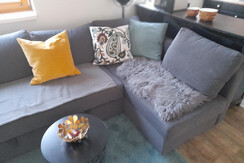 Glanz & Gloria Couch