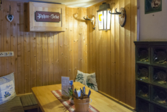 Gemütliches Platzl beim Kachelofen