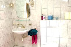 Haus Belli, Bad Aussee, Badezimmer