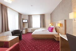 Doppelzimmer mit Zusatzbett