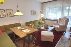 Wohnzimmer Essbereich Couch TV