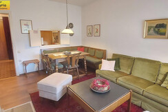 Wohnzimmer Essbereich Couch TV