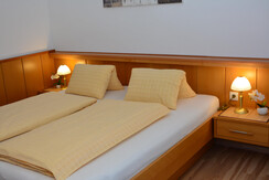 Family room mountain view 4