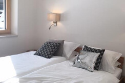 Bedroom 2 - King sized bed