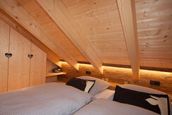 Mountain Hideaway Lodge -- Schlafzimmer