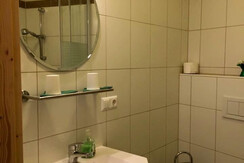 Doppelzimmer Gruen Badezimmer