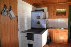 Innen-Ansicht-Potzalm-im-Naturpark-Sölktäler-in-de