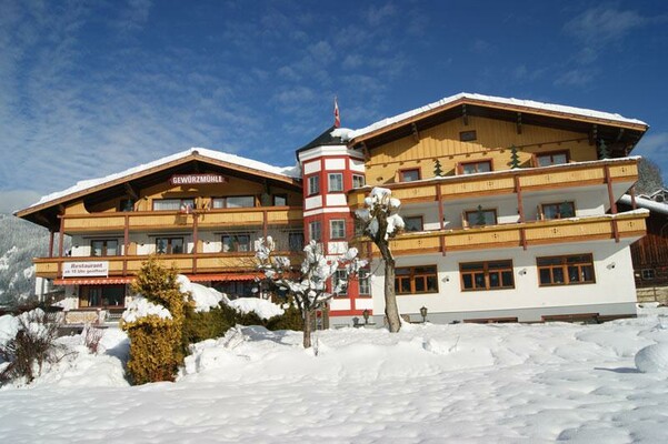 Haus im Winter | © Hotel Gewürzmühle GmbH