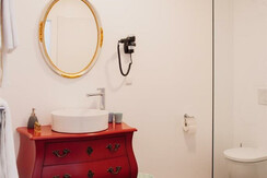 Hotel Georgi Schloss Badezimmer