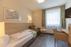 1M2A7803_booking