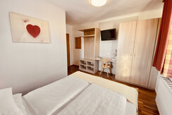 Hotel-Pension Moosmann DZ Economy Fernseher