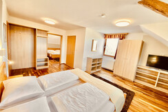 Hotel-Pension Moosmann Familienzimmer Kasten