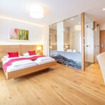 Bild von Doppelzimmer, Toilette und Bad/Dusche getrennt, 1
