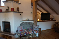 Tiled oven with oven bench