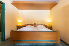 Room Pictures_Room_8B_4