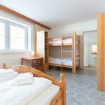 Photo of 4-bed room, shower, toilet, 1 bed room