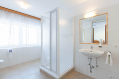 Room Pictures_Room_4BCom_12