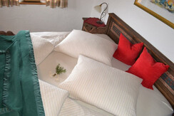 Knappenhof Lannacherhaus Bett