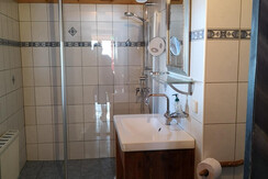 IMG_20190209_110740_resized_20190209_042000943 (00