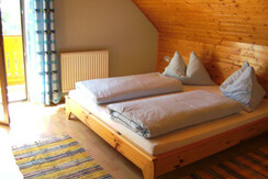 Komfortzimmer Kremser Bett