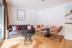 5FE86586-2DEC-43A8-B493-E54FEEB9BB77